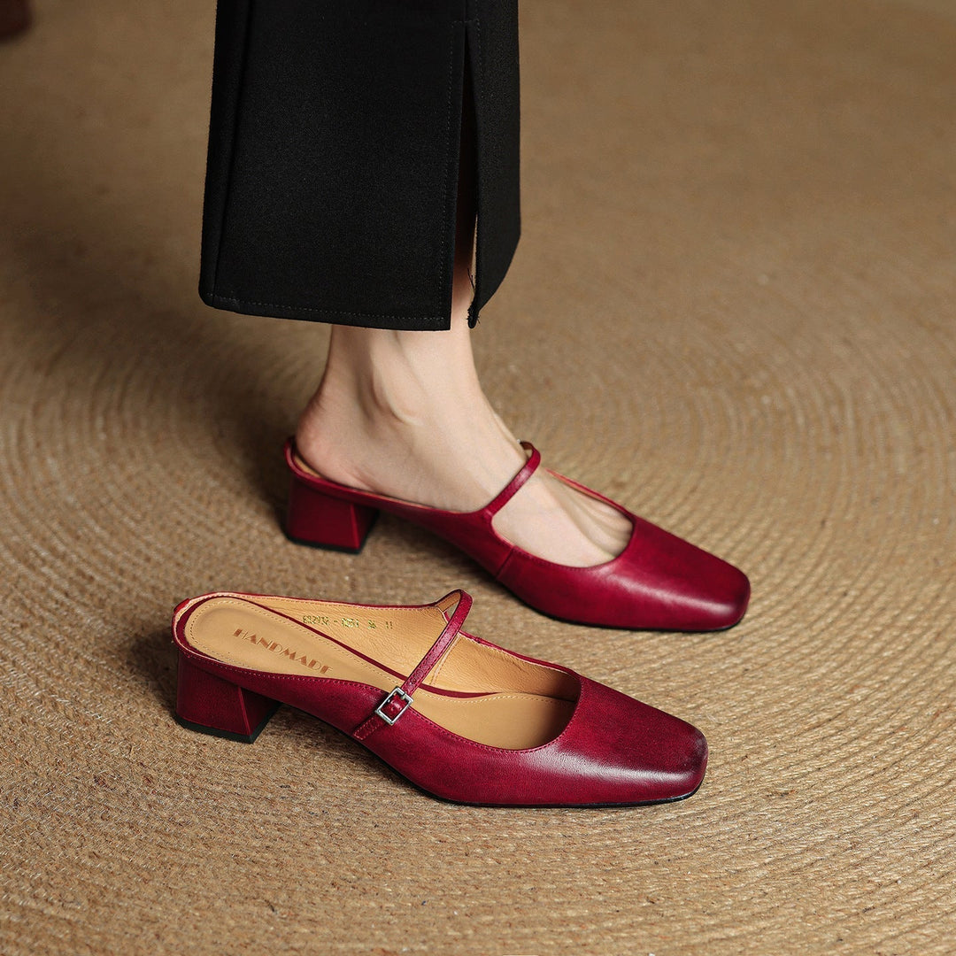 Women's Heeled Square Toe Court Shoes – Leather Lightweight Finish