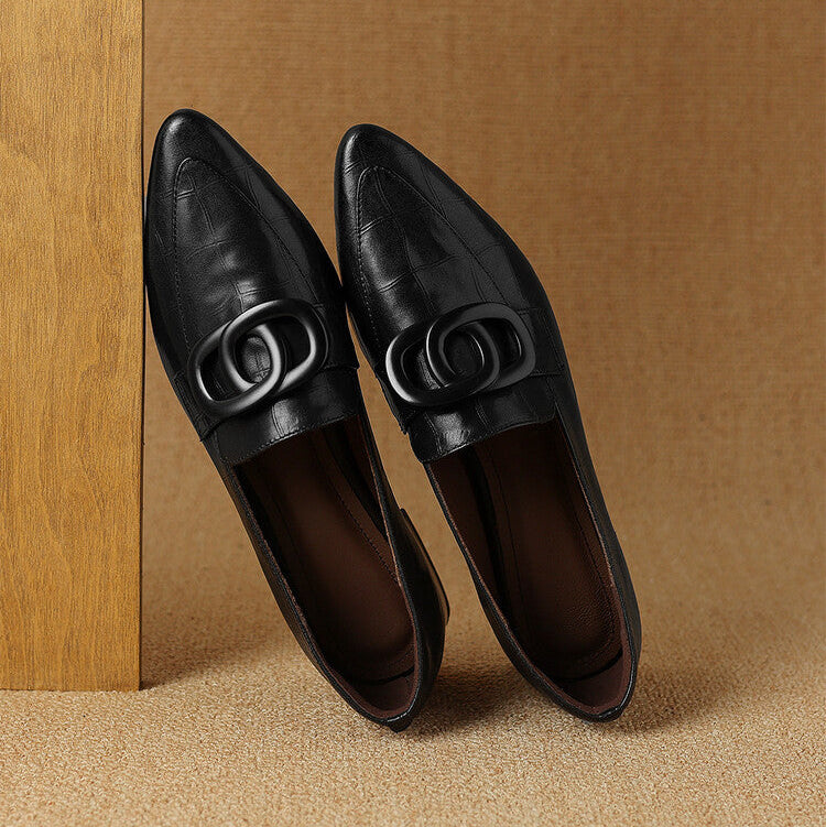 Women's Heeled Leather Court Shoes – Flexible Pointed Toe Finish