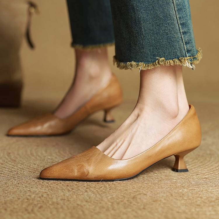 Women's Heeled Leather Court Shoes – Buckle Breathable Finish