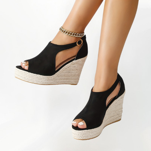 Women's Heeled Padded Court Shoes – Elegant Finish