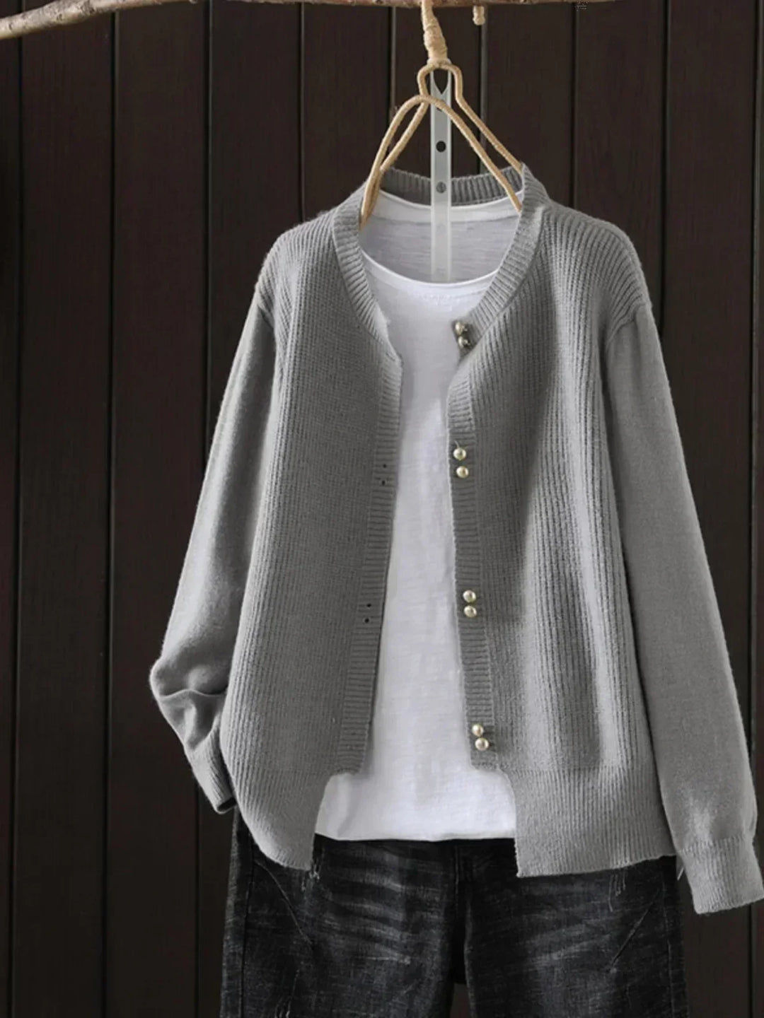 Women's Knitted Lightweight Cardigan – Elegant Comfortable Design