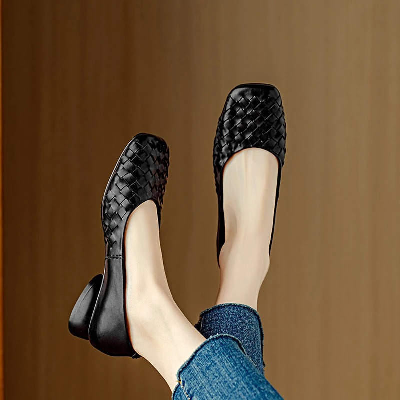 Women's Leather Flexible Ballet Flats – Lightweight Heeled Finish