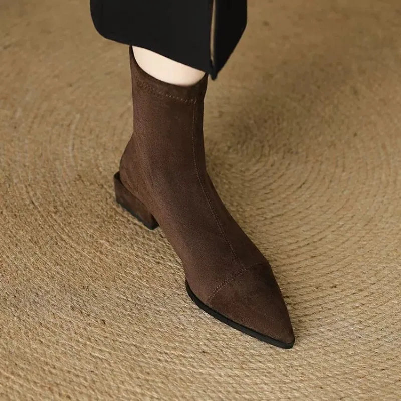 Women's Heeled Elegant Court Shoes – Padded Finish