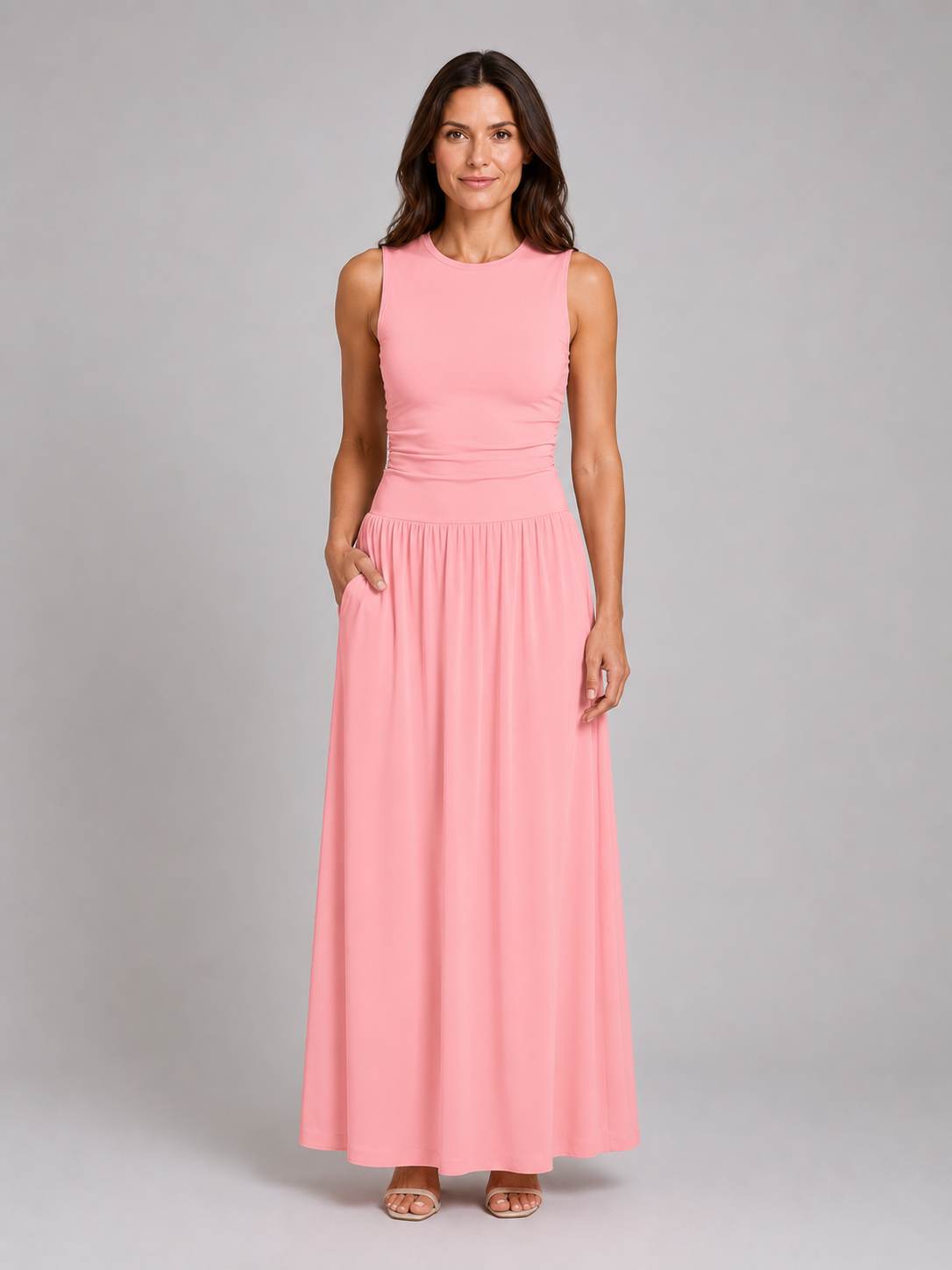 Women's Sleeveless Maxi Dress with Pockets – Ruched Waist Style