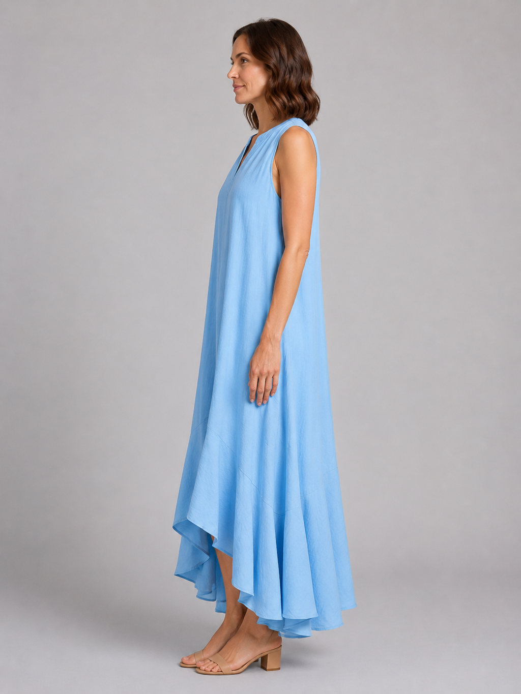 Women's Sleeveless V-Neck Maxi Dress – Flattering Flowy Fit