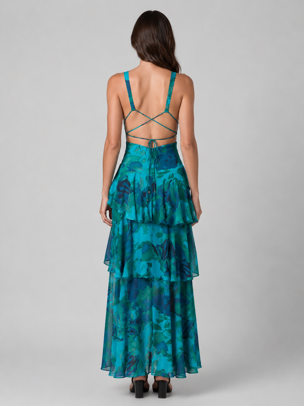 Women’s Tiered Ruffle V-Neck Maxi Dress – Flowing Silhouette