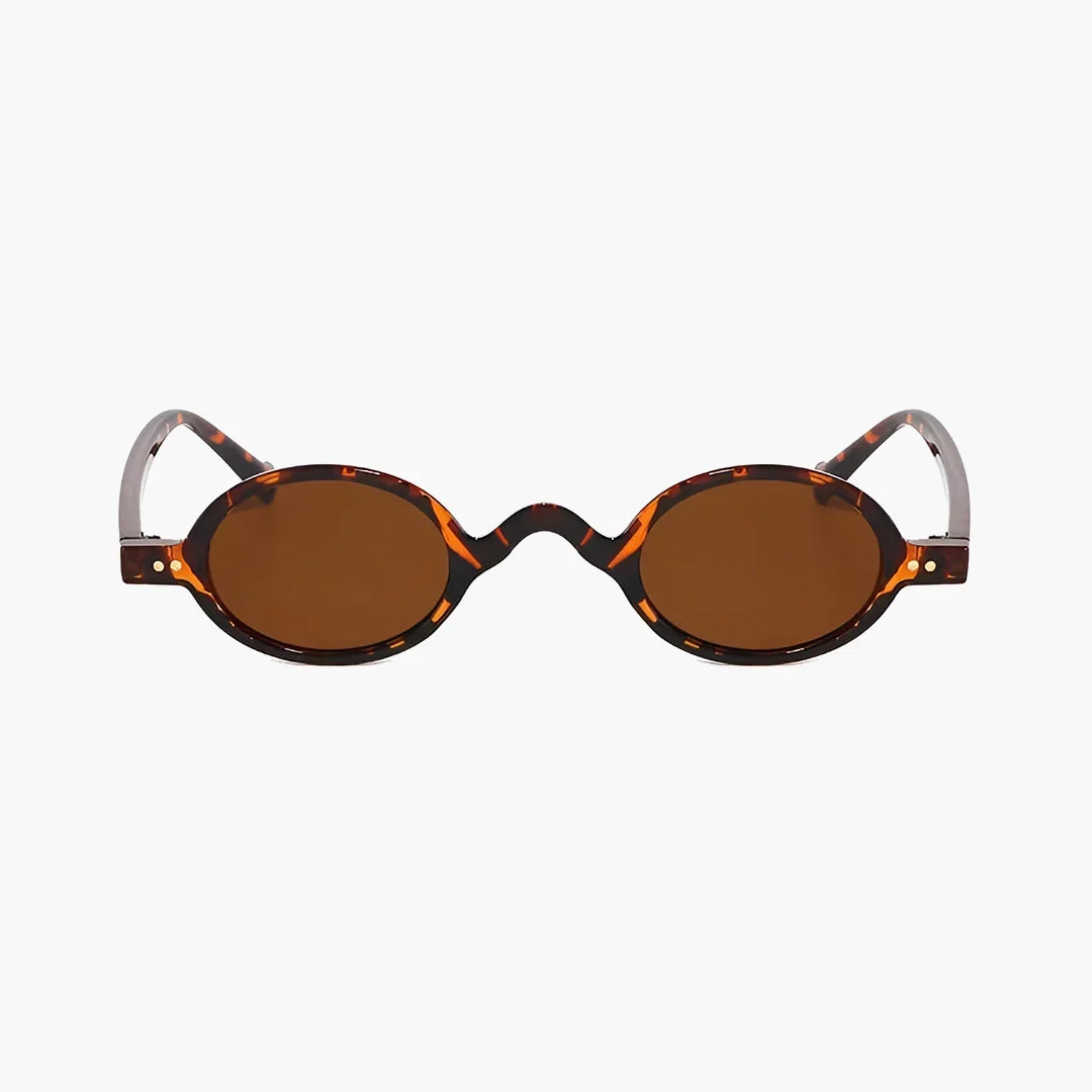Chic Lightweight Sunglasses – Comfortable Striped Design