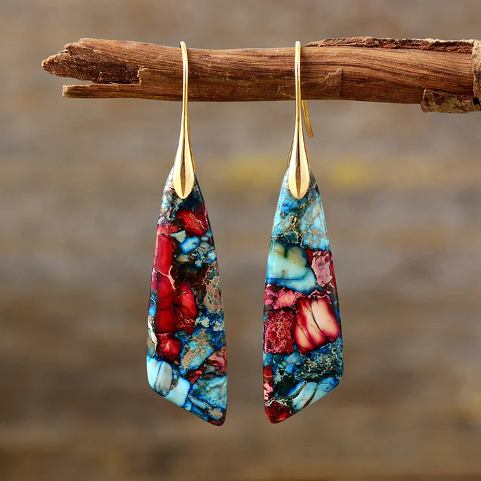 Vintage Earrings – Understated Design